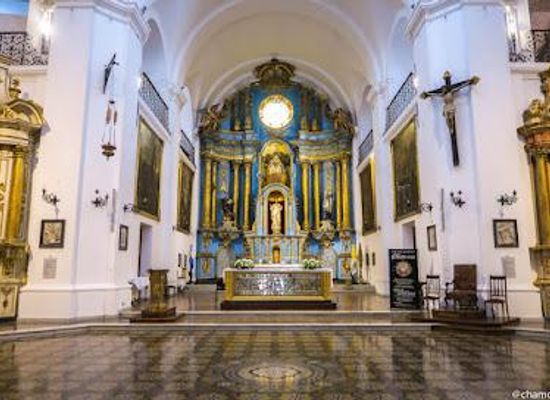 argentina/buenos-aires/attraction/parroquia-san-ignacio-de-loyola