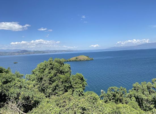 rwanda/gisenyi/attraction/honours-boat-tour