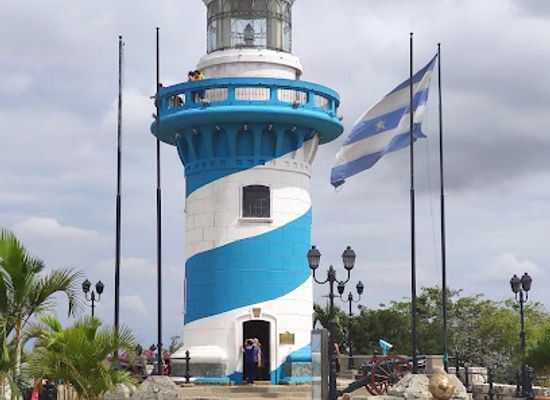ecuador/guayaquil/attraction/faro-las-penas-viewpoint-360