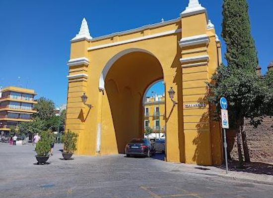 spain/seville/attraction/arco-de-la-macarena