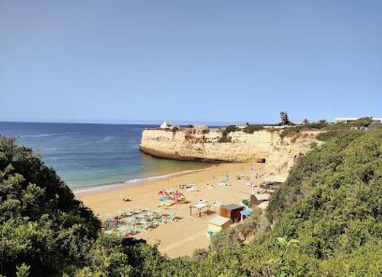 portugal/algarve/attraction/praia-de-nossa-senhora-da-rocha