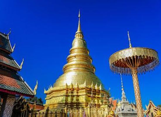 thailand/lanna/attraction/wat-phra-that-haripunchai-woramahawihan
