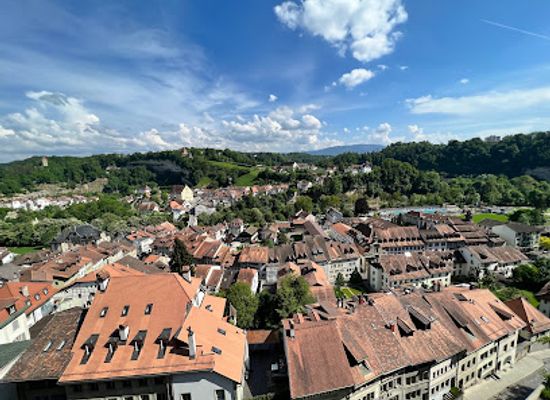 switzerland/fribourg/attraction/funicular-neuveville-neustadt-st-pierre-st-peter