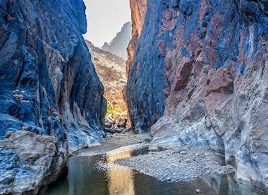 oman/rustaq/attraction/adventure-snake-canyon-oman