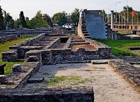 hungary/budapest/attraction/roman-city-of-aquincum