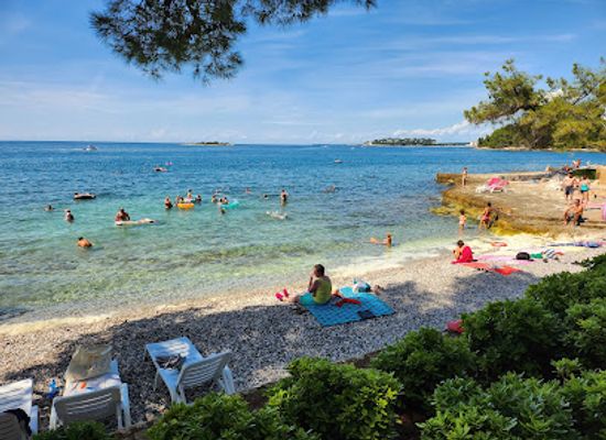 croatia/porec/attraction/zelena-beach