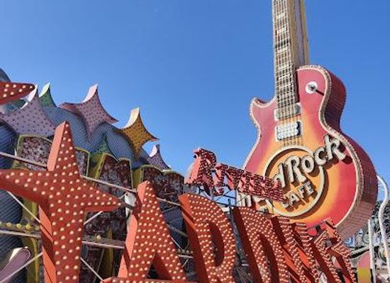 nevada/north-las-vegas/attraction/the-neon-museum-las-vegas