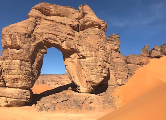 libya/tadrart-acacus/attraction/qaws-afazajar