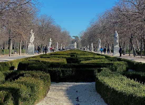 spain/madrid/retiro/attraction/paseo-de-las-estatuas