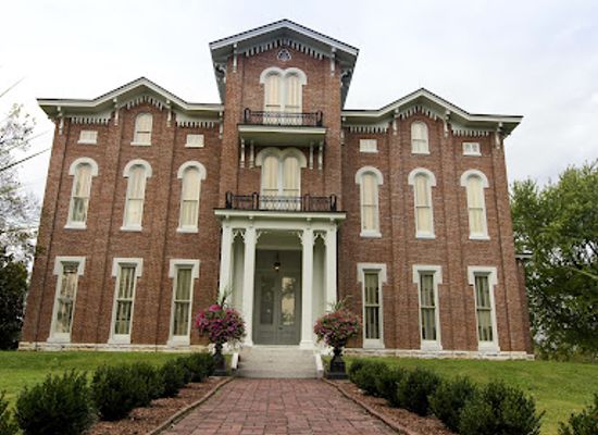 kentucky/northern-kentucky/attraction/white-hall-historic-site