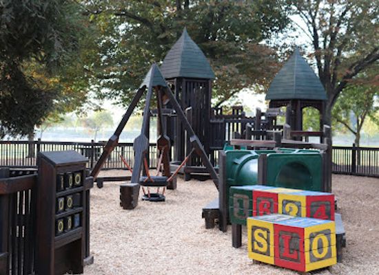 california/turlock/attraction/augusta-bates-childrens-playpark