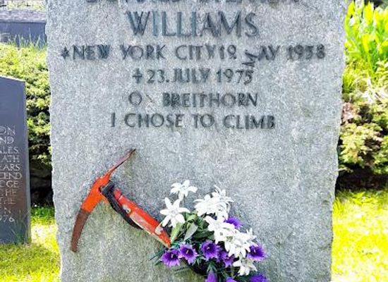 switzerland/zermatt/attraction/mountaineer-s-cemetery