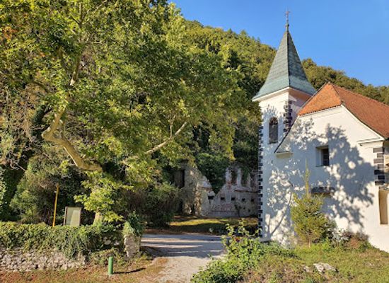 slovenia/zasavje/attraction/medija-castle