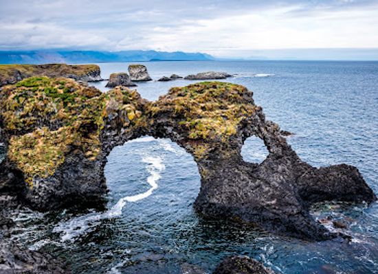 iceland/western-region/attraction/gatklettur