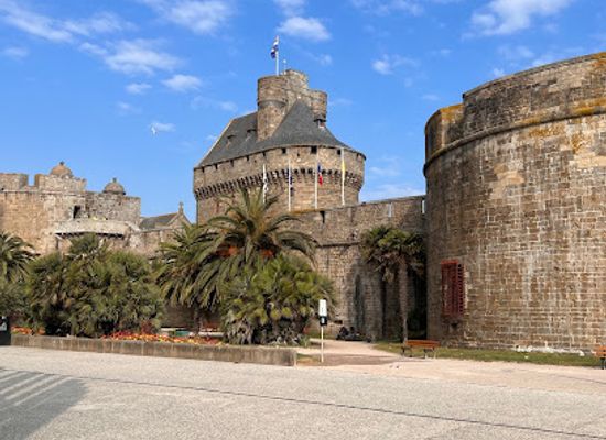 france/saint-malo/attraction/douves-garden