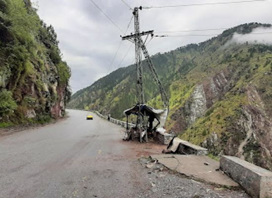 pakistan/kaghan-valley/attraction/sugar-free-water-spring