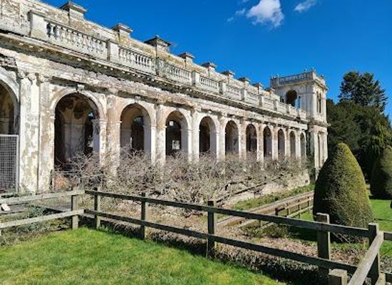 united-kingdom/peak-district/attraction/trentham-estate