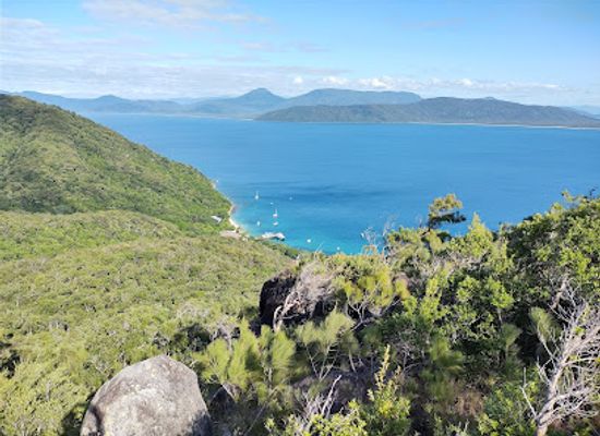 australia/great-barrier-reef/attraction/fitzroy-island-national-park