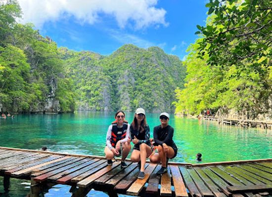 philippines/coron/attraction/herbert-s-private-land-boat-tours