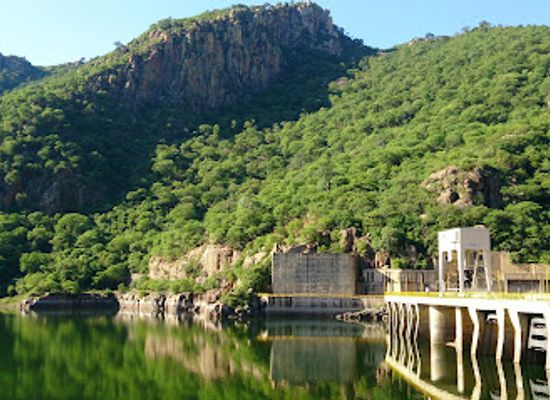 mozambique/zambezi-river-basin/attraction/cahora-bassa