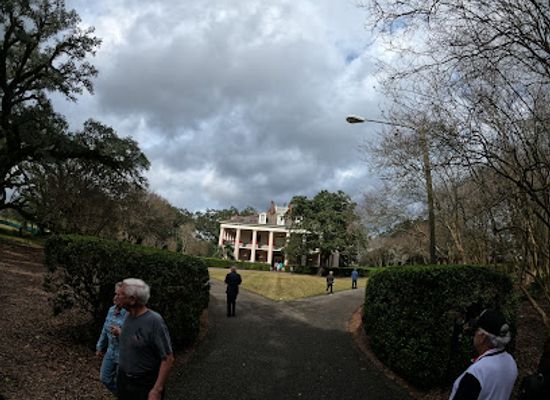 louisiana/florida-parishes/attraction/oak-alley-plantation