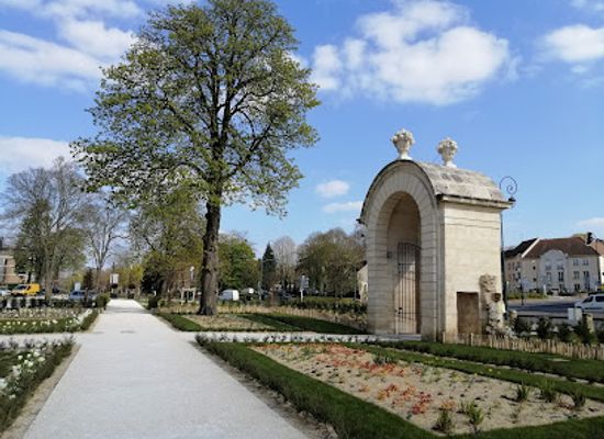 france/ile-de-france/attraction/castle-of-sucy-en-brie