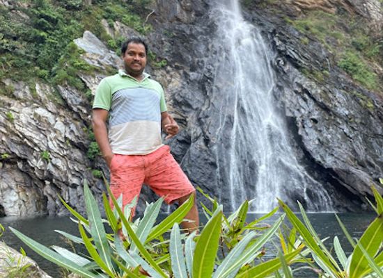 mozambique/chimanimani-mountains/attraction/chi-mani-mani-waterfall