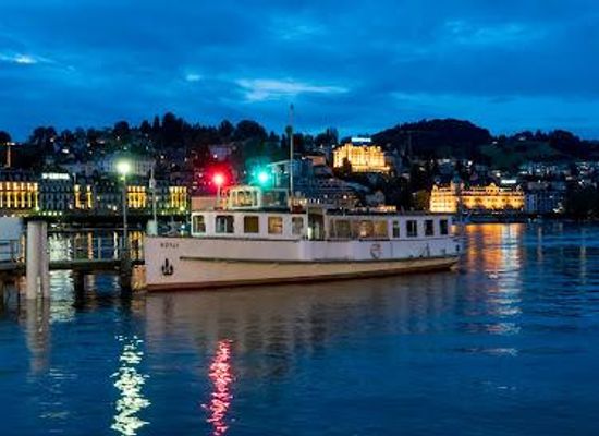 switzerland/lucerne/attraction/luzern-bahnhofquai