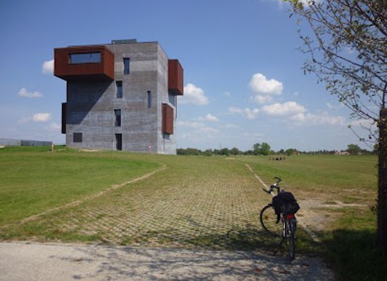 hungary/western-transdanubia/attraction/kemenes-volcano-park