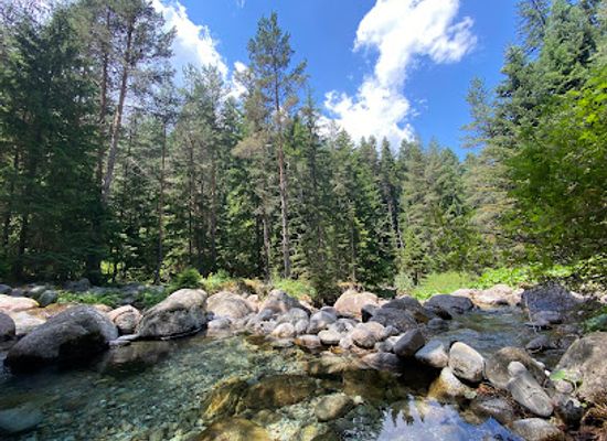 bulgaria/pirin-mountains/attraction/skinny-dipping-hole