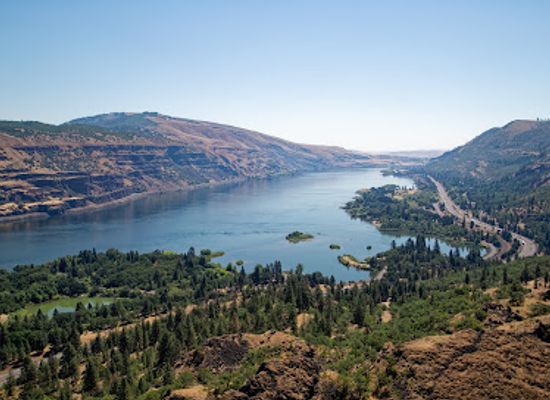 oregon/cascade-mountains/attraction/rowena-crest-viewpoint