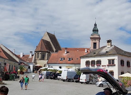 austria/neusiedler-see/attraction/lake-neusiedl-seewinkel-national-park