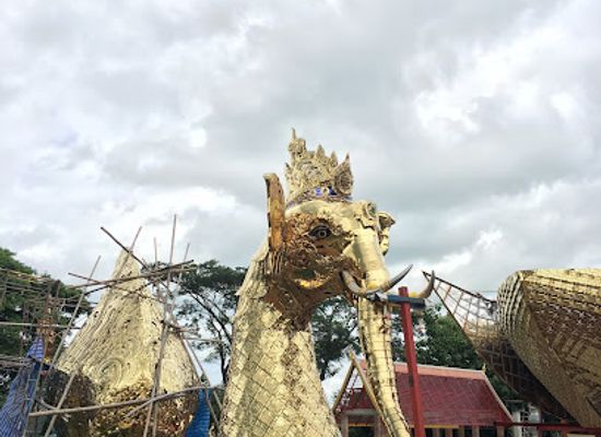 thailand/northern-thailand/attraction/wat-phra-that-suthon-mongkhon-khiri