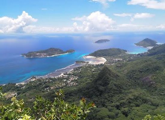 seychelles/ile-aux-vaches-marines/attraction/morne-blanc-trail