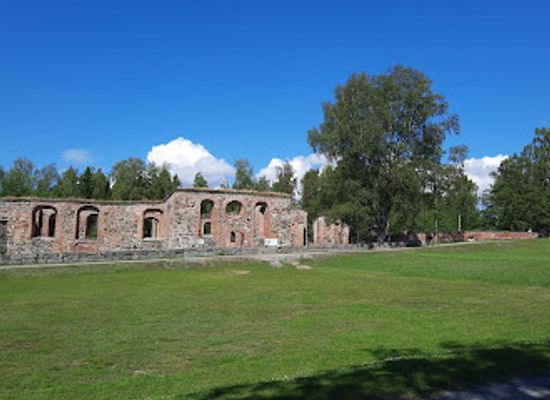 finland/vaasa/attraction/ruins-park