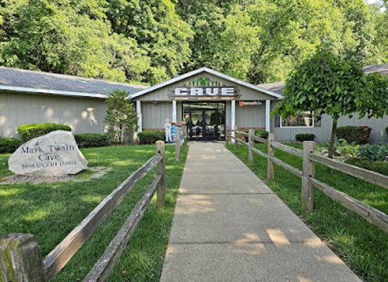 missouri/hannibal/attraction/mark-twain-cave