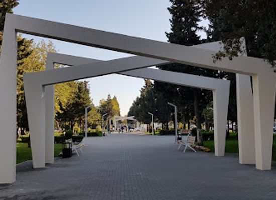 azerbaijan/baku/attraction/ataturk-parki