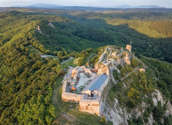 hungary/cserehat/attraction/castle-of-sirok