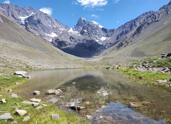 chile/metropolitan-region-of-santiago/attraction/el-morado-natural-monument