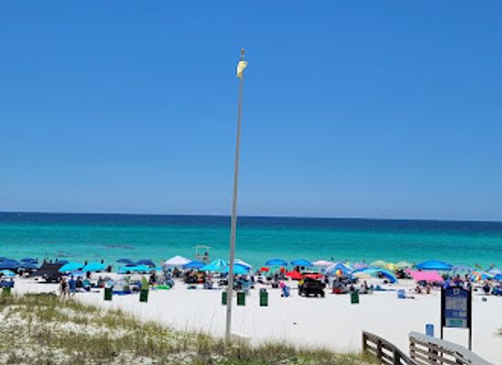 florida/panhandle/attraction/the-shore-at-crystal-beach-park