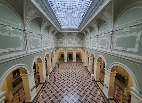 hungary/budapest/attraction/museum-of-fine-arts
