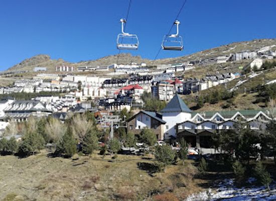 spain/sierra-nevada/attraction/activities-park-mirlo-blanco