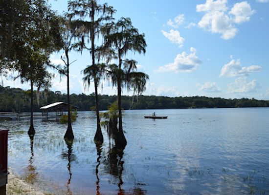 florida/tallahassee-area/attraction/fsu-lakefront-park-retreat-center