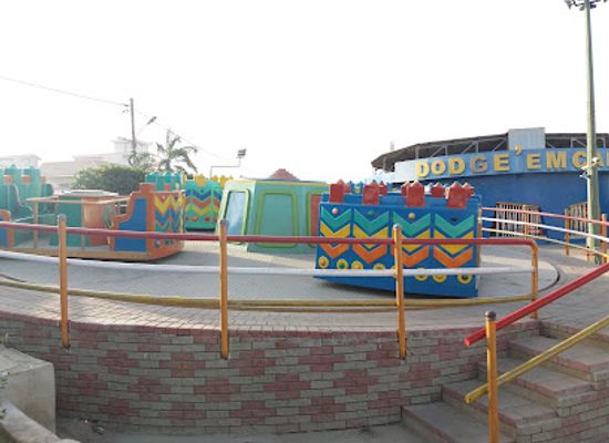 pakistan/karachi/dha-phase-8/attraction/chunky-monkey-amusement-park