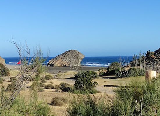 spain/cabo-de-gata/attraction/cala-de-la-media-luna
