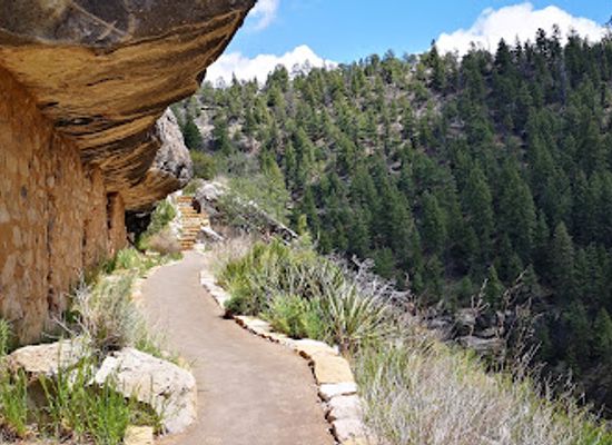 arizona/flagstaff/attraction/walnut-canyon-national-monument