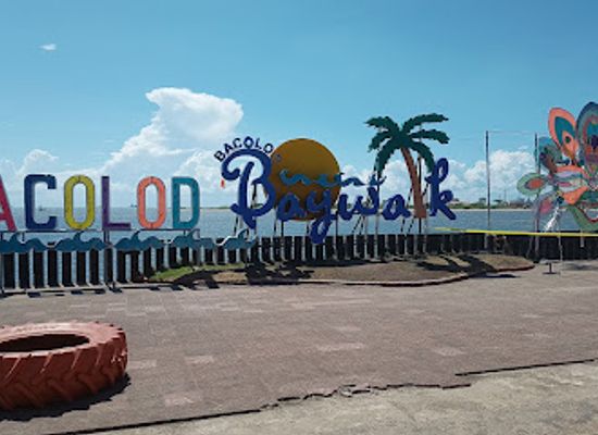 philippines/visayas/attraction/bacolod-baywalk-recreational-park