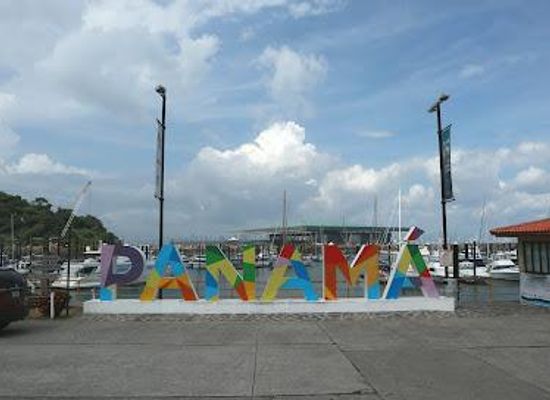 panama/panama-city/attraction/fuerte-amador-resort-marina