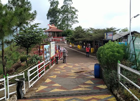 indonesia/east-java/attraction/wisata-paralayang