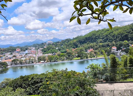 sri-lanka/puttalam-district/attraction/kandy-view-point